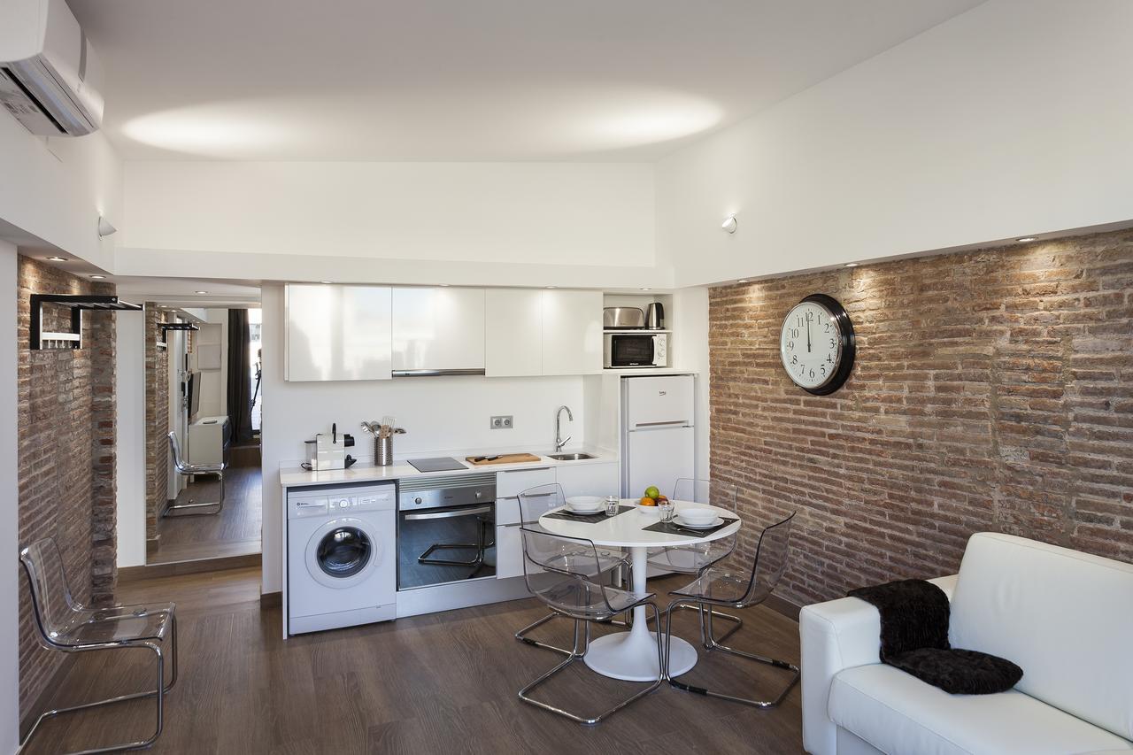 Ab Paral-Lel Spacious Apartments Barcelona Exterior photo